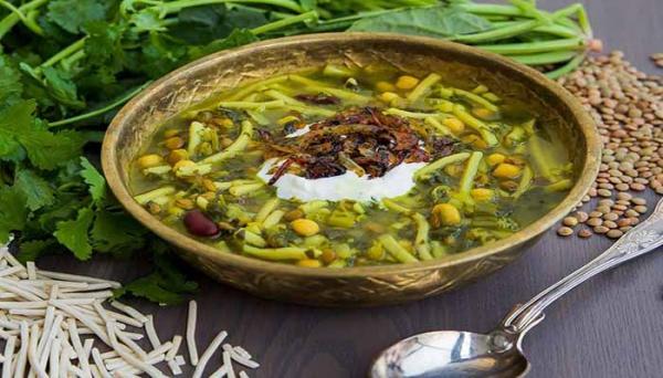 طرز تهیه آش رشته و نکات مهم در طبخ آن