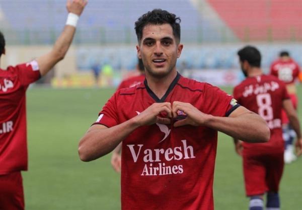 قائدرحمتی: گل زدن من مهم نبود، امسال هم خودم بدشانس بودم قائدرحمتی: گل زدن من مهم نبود، سال جاری هم خودم بدشانس بودم هم نساجی
