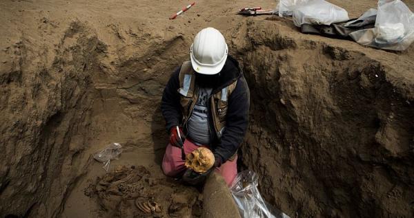 کشف بیش از 160 نقش عظیم باستانی در صحرای پرو کشف بیش از 160 نقش بزرگ باستانی در صحرای پرو